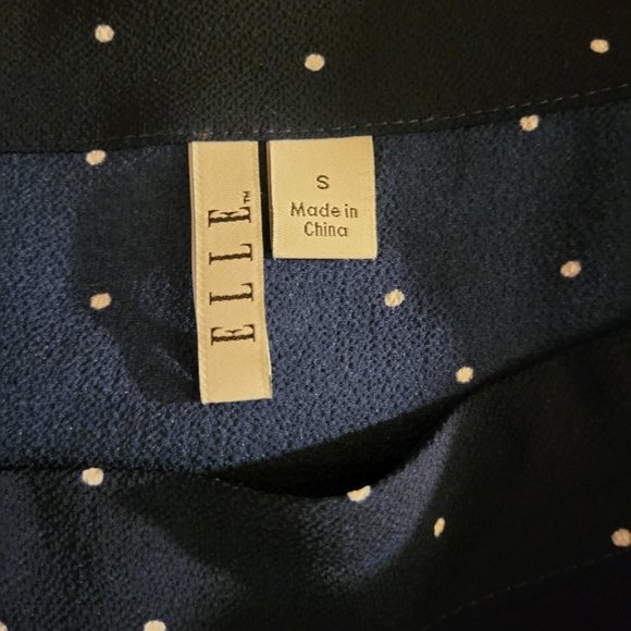 Elle NWT Off Shoulder Scalloped Blouse Navy & White Polka Dots Small - Picture 12 of 15